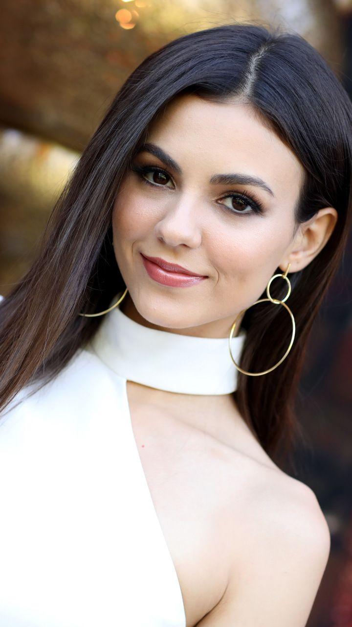 720x1280 Victoria Justice, beautiful, smile, brunette, 720x1280 wallpaper. Victoria justice, Beauty, Victoria