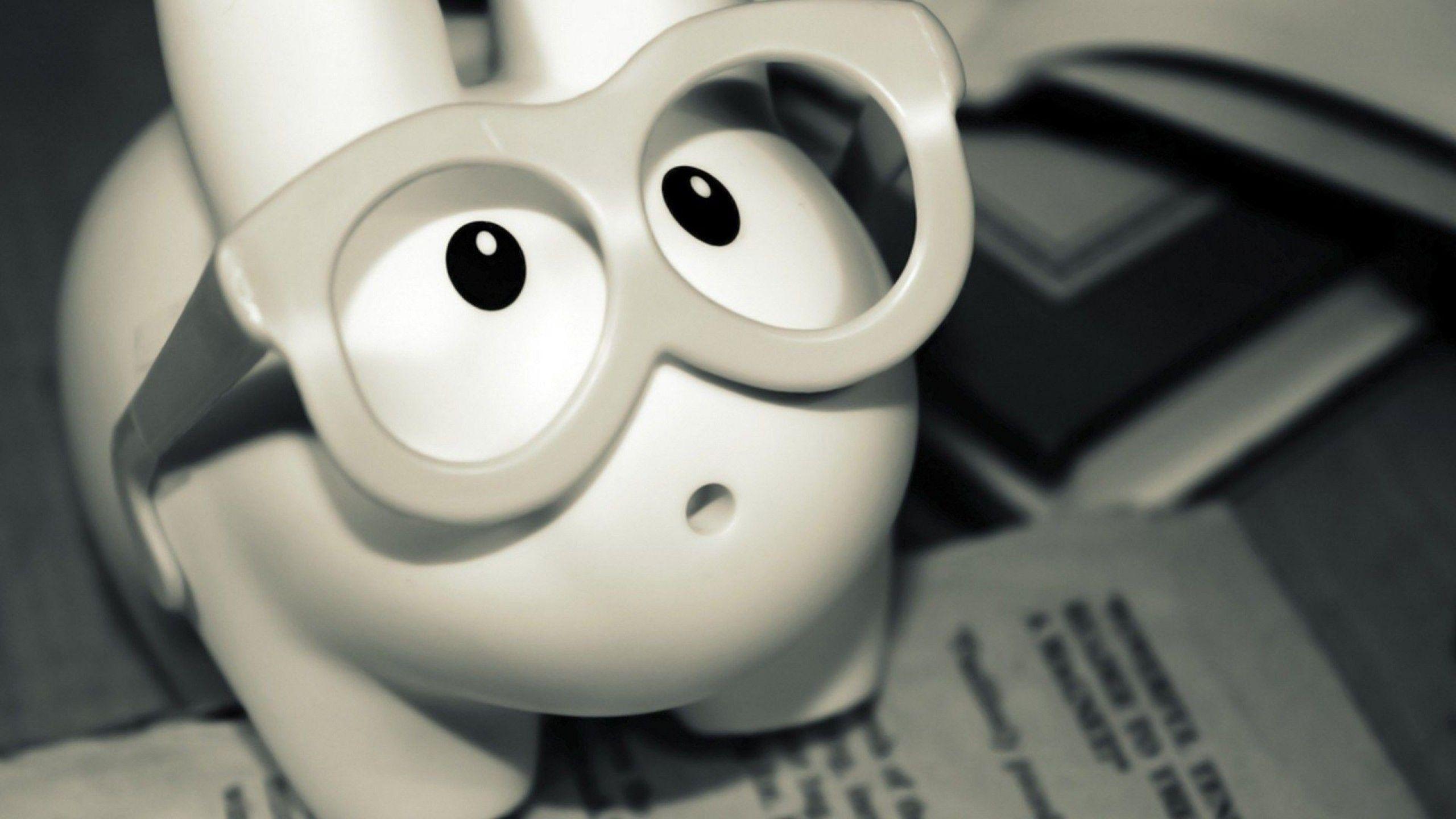 2560x1440 Cute Toy Wallpaper