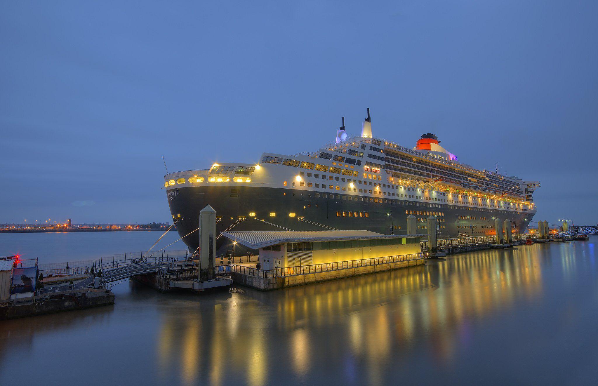 2048x1322 Rms Queen Mary 2 In Liverpool, Uk Wallpaper Queen Mary 2