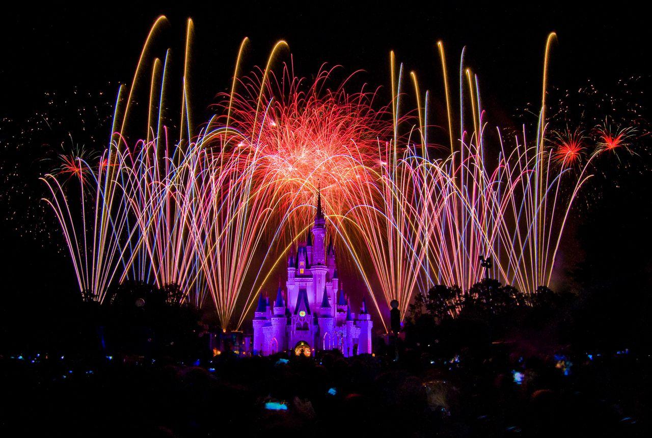 1280x860 Awesometacular Fireworks Photo! Tourist Blog
