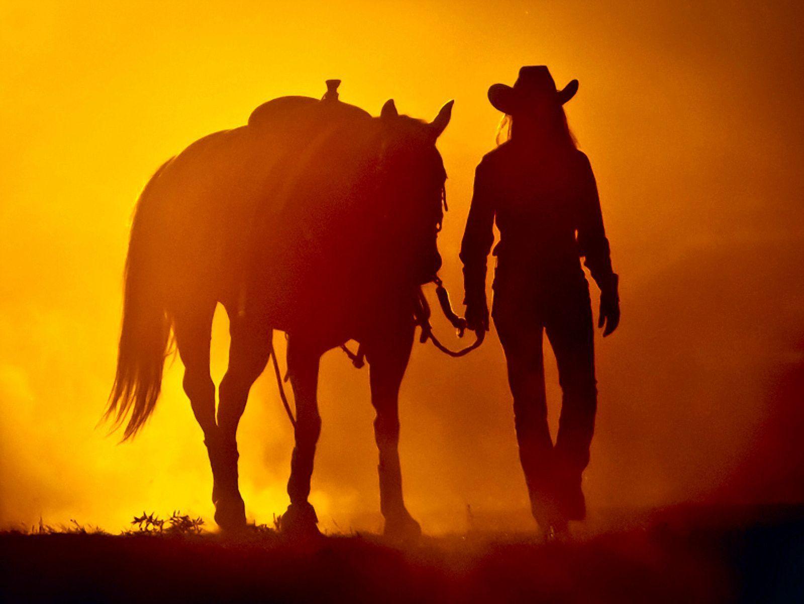 1600x1201 Cowgirl Wallpaper