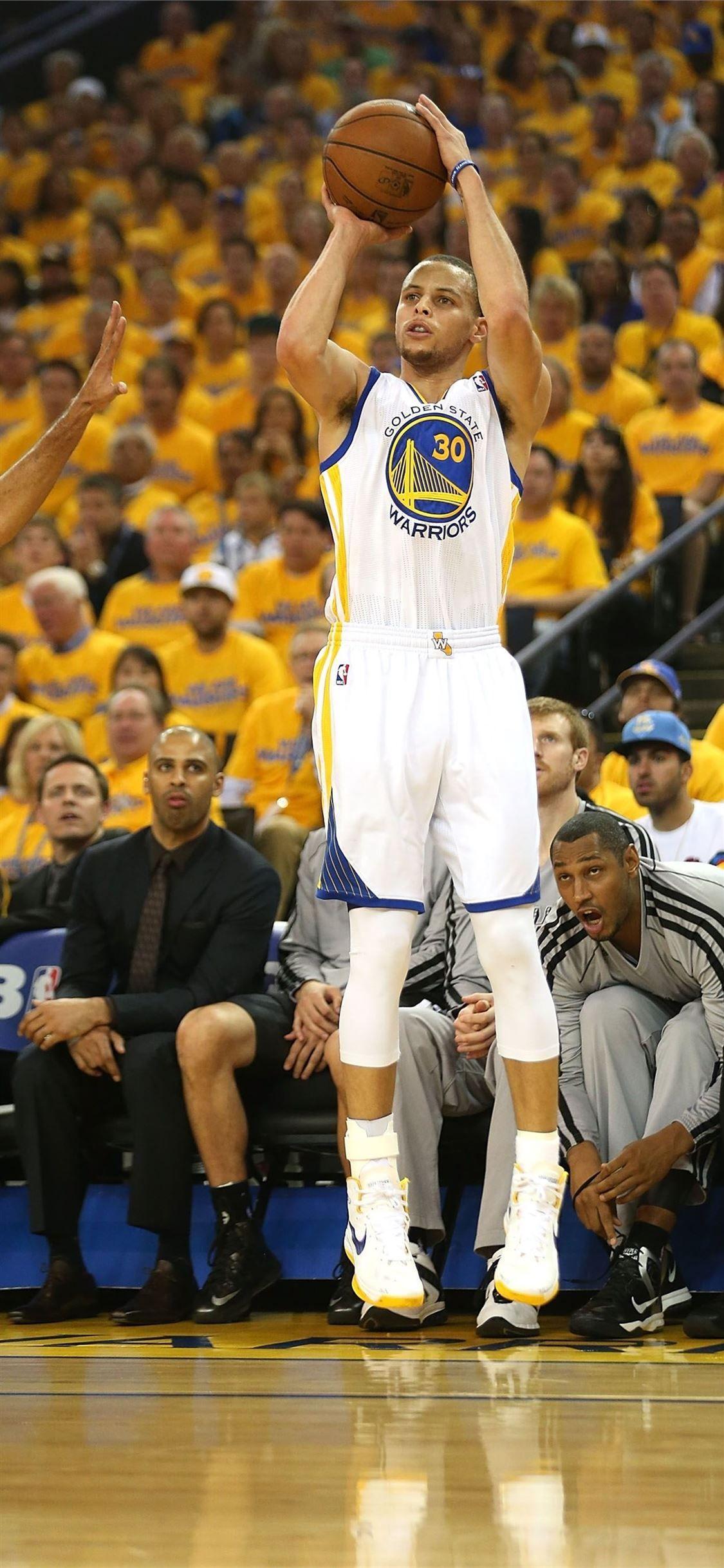 1125x2436 Image for Stephen Curry Shooting 1080p lnxqg iPhone X Wallpaper Free Download