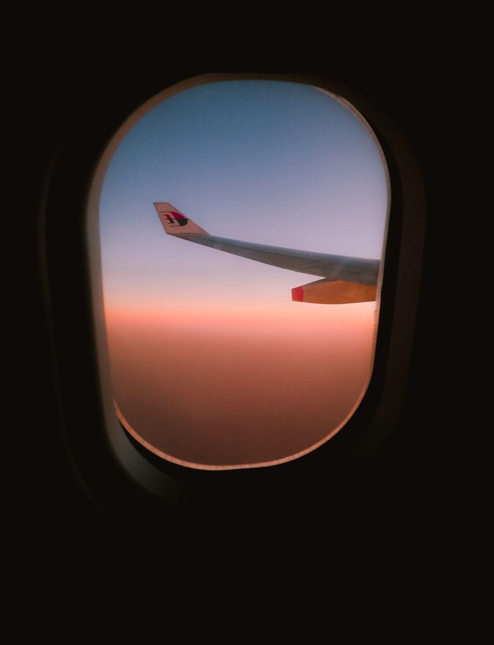 1000x1306 Airline Picture [HD]. Download Free Image