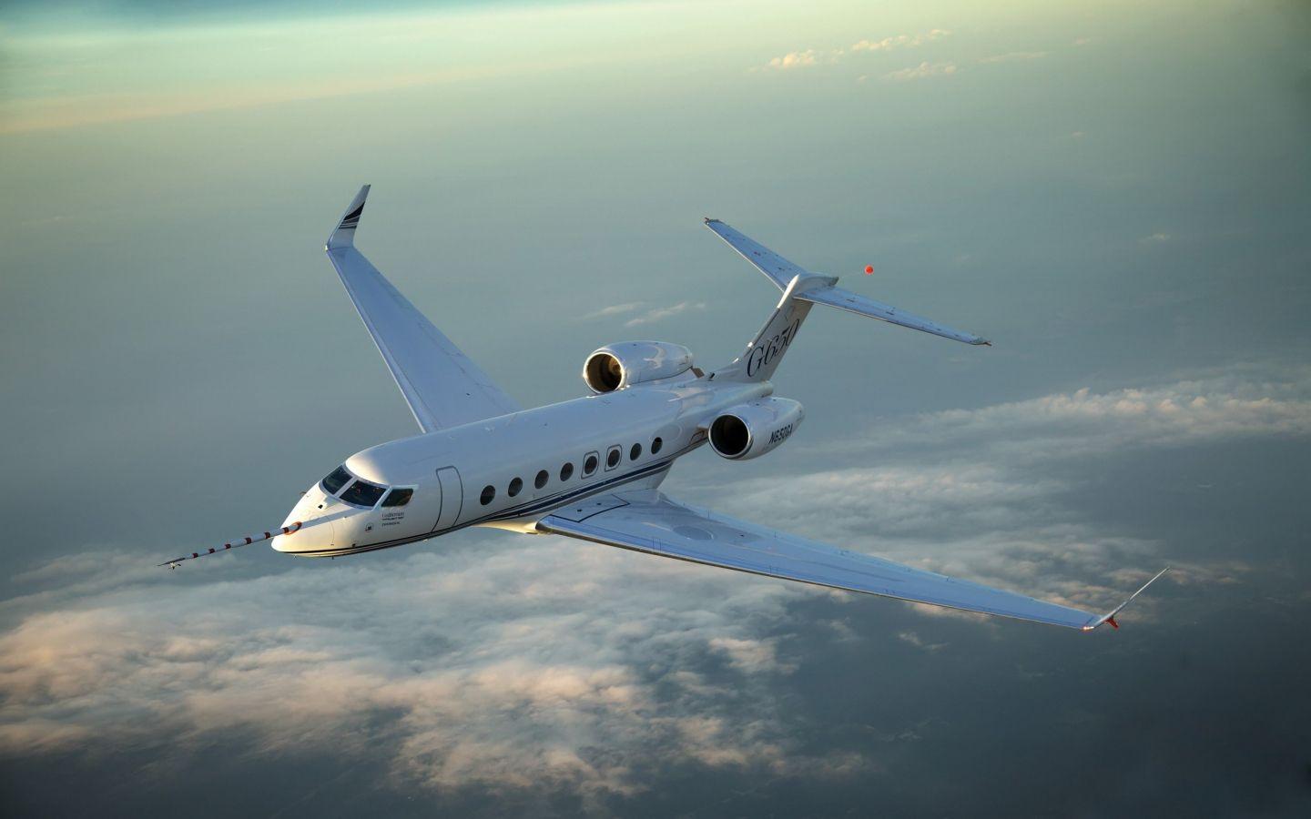 1440x900 Free download small private plane in flight wallpaper and image [3200x2048] for your Desktop, Mobile & Tablet. Explore Flight Wallpaper. Flight Attendant Wallpaper, Jordan Flight Wallpaper, Flight Simulator Wallpaper