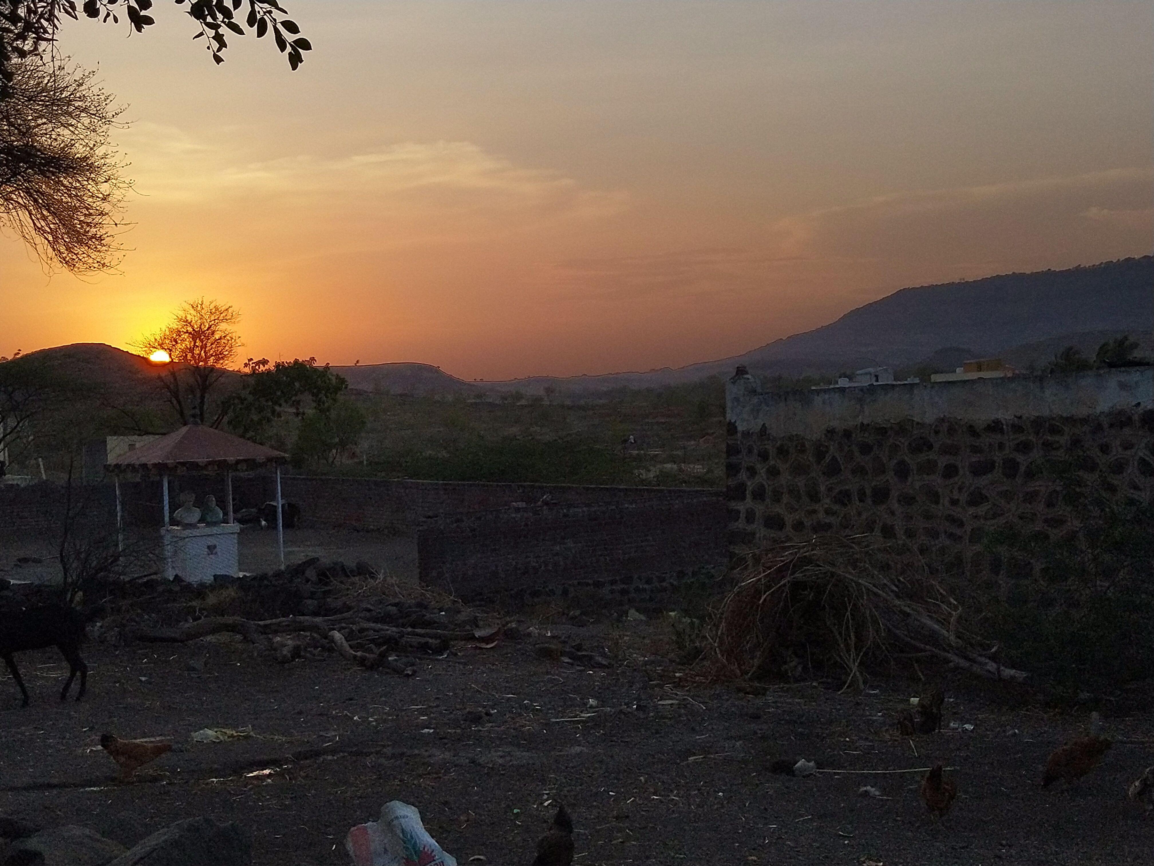 4032x3024 Free Image : sunset, background, HD wallpaper, village, focus, good evening, freedom, sky, cloud, morning, horizon, atmospheric phenomenon, sunrise, dusk, atmosphere, mountain, tree, landscape, sunlight, hill, photography, afterglow, heat, night, sun