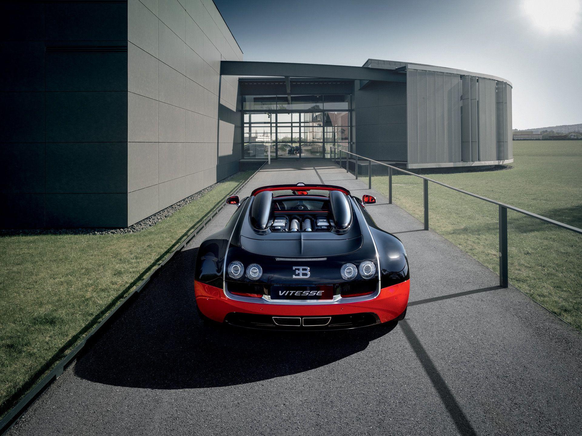 1920x1440 Bugatti Veyron Grand Sport Vitesse Black and Red