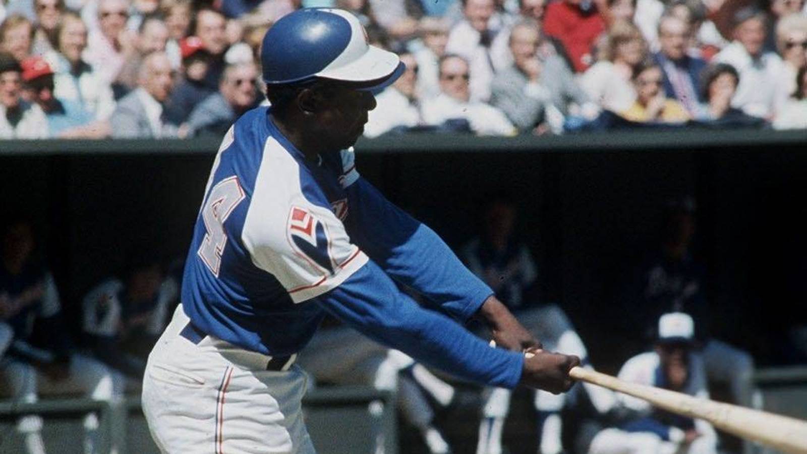 1600x900 Sports world pays tribute to Hank Aaron