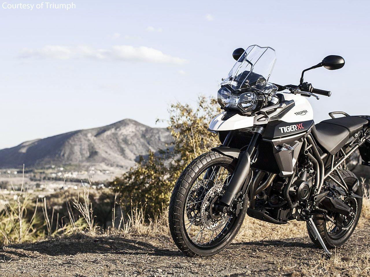 1280x960 Triumph Tiger 800 Wallpaper