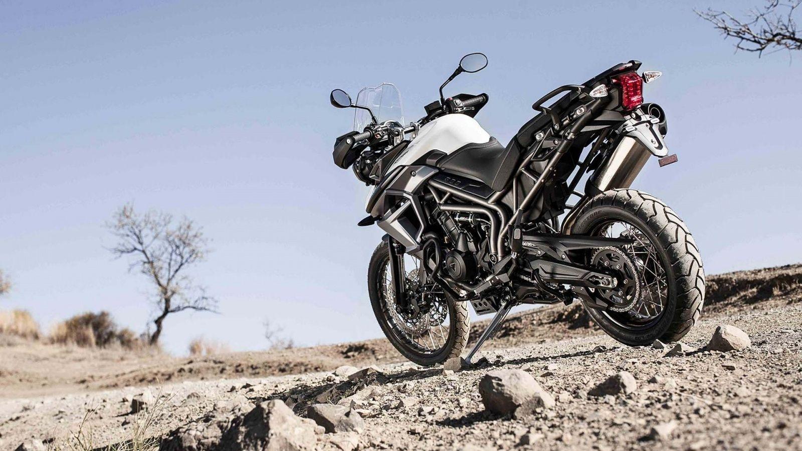 1600x900 Triumph Tiger 800 XCx Wallpaper