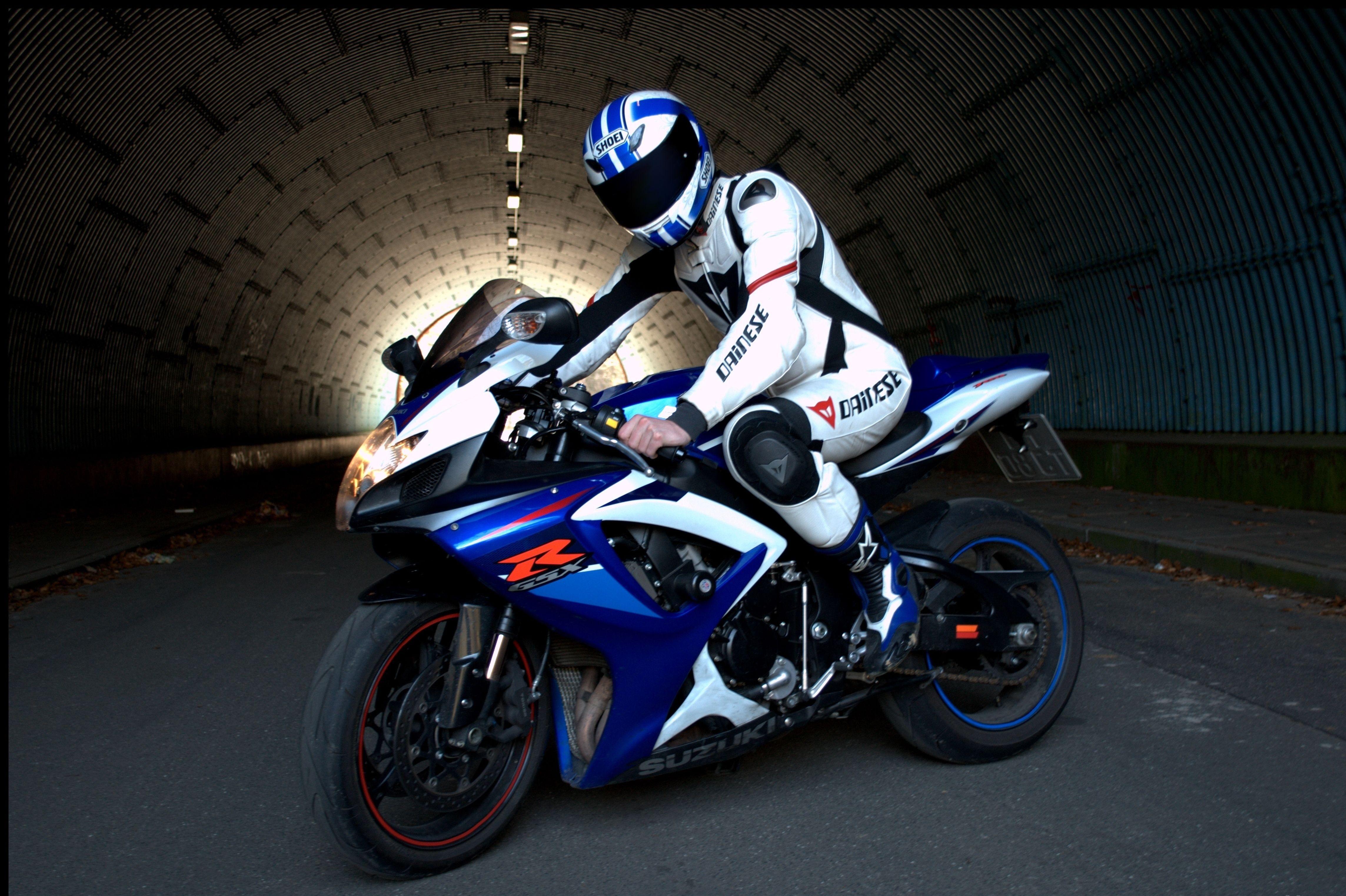 4575x3046 Gsxr 750 Wallpaper .