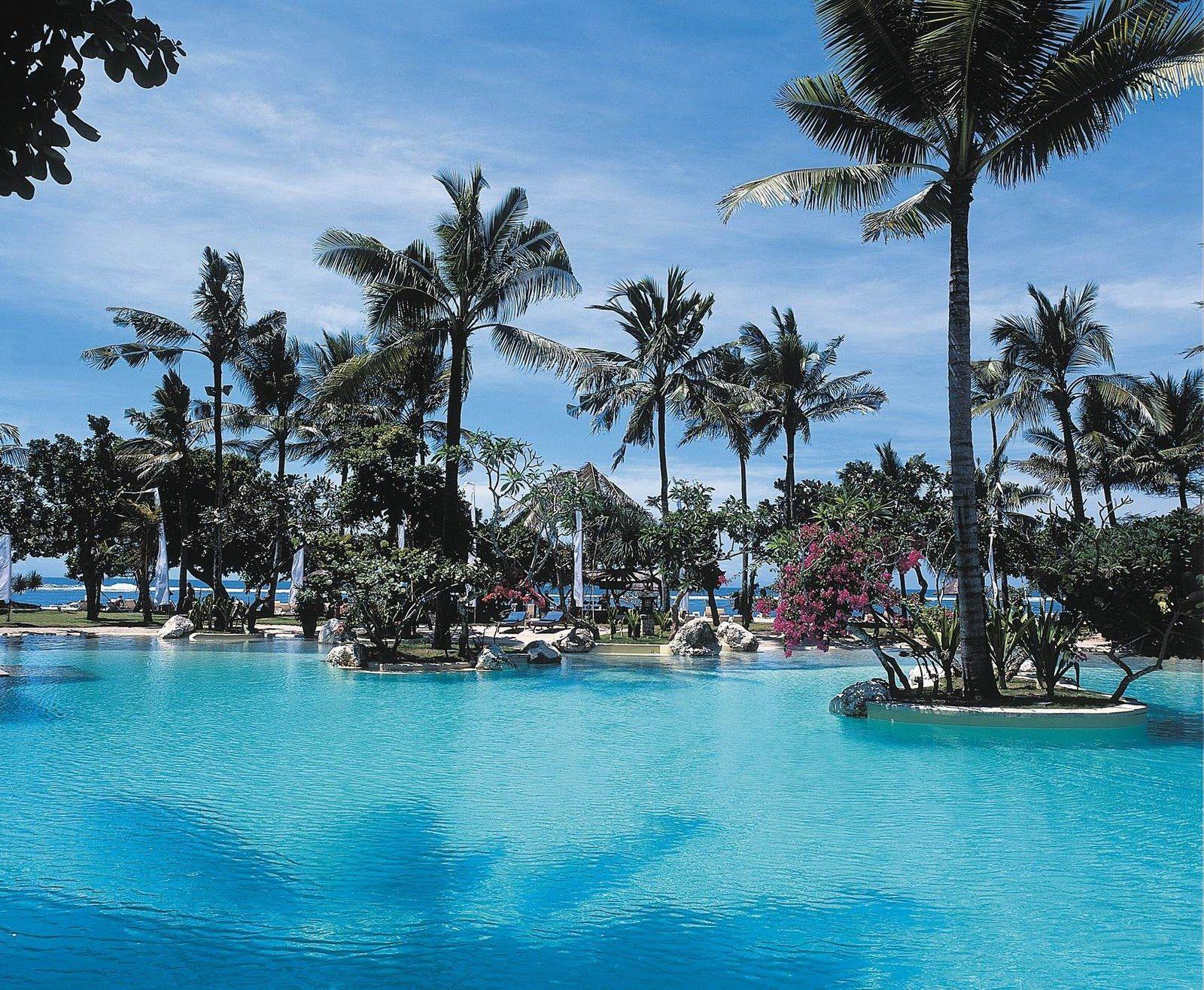 1600x1315 Bali Seminyak Background .