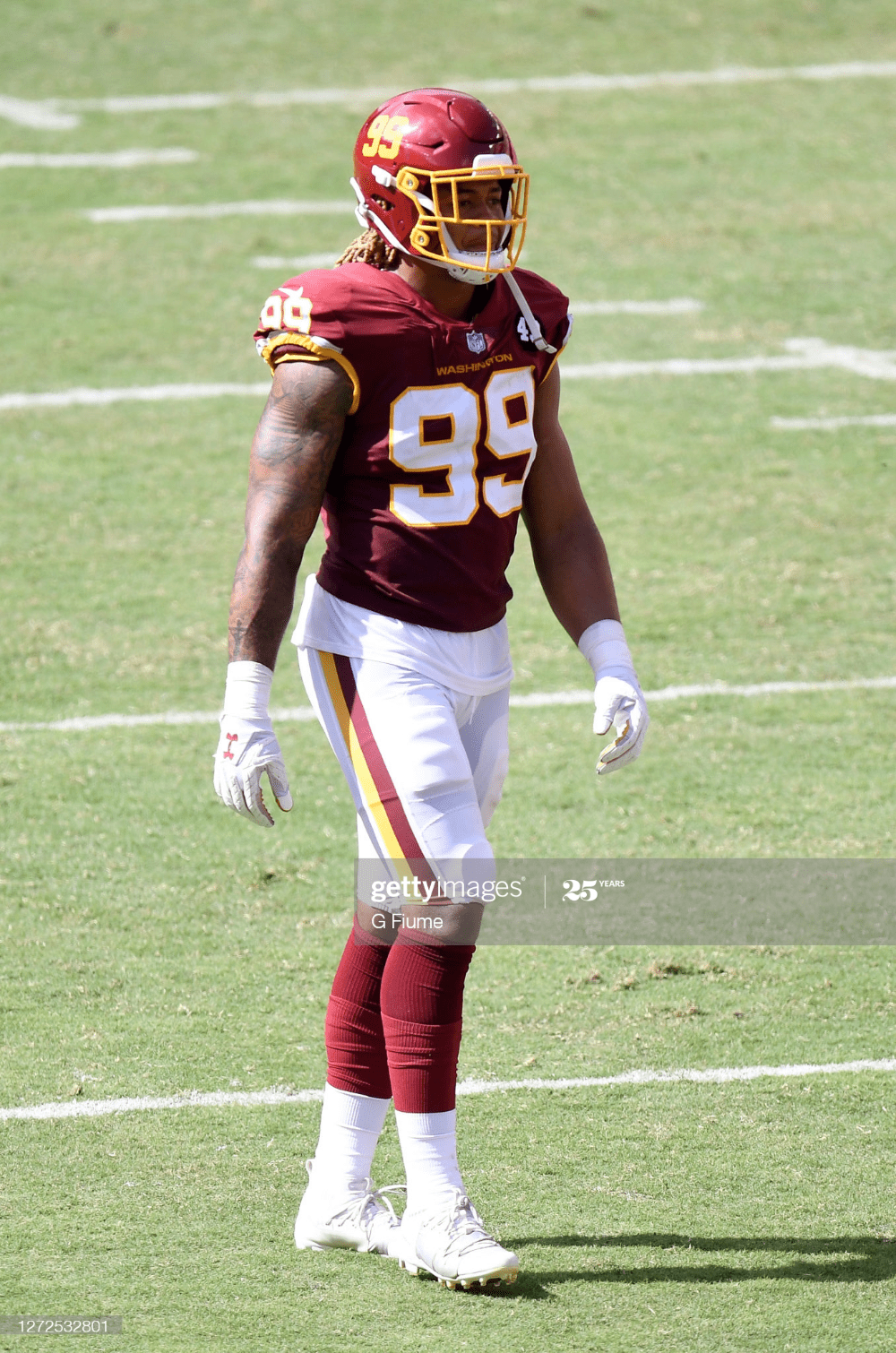 1000x1510 nfl football 2020