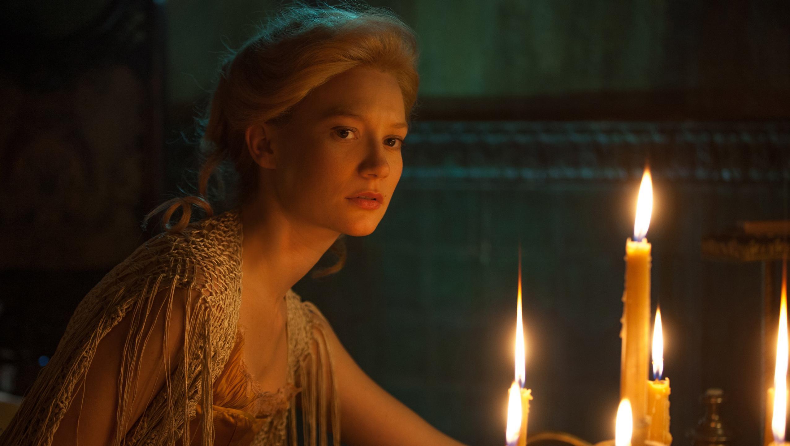 2552x1442 Crimson Peak (2015) Desktop Wallpaper