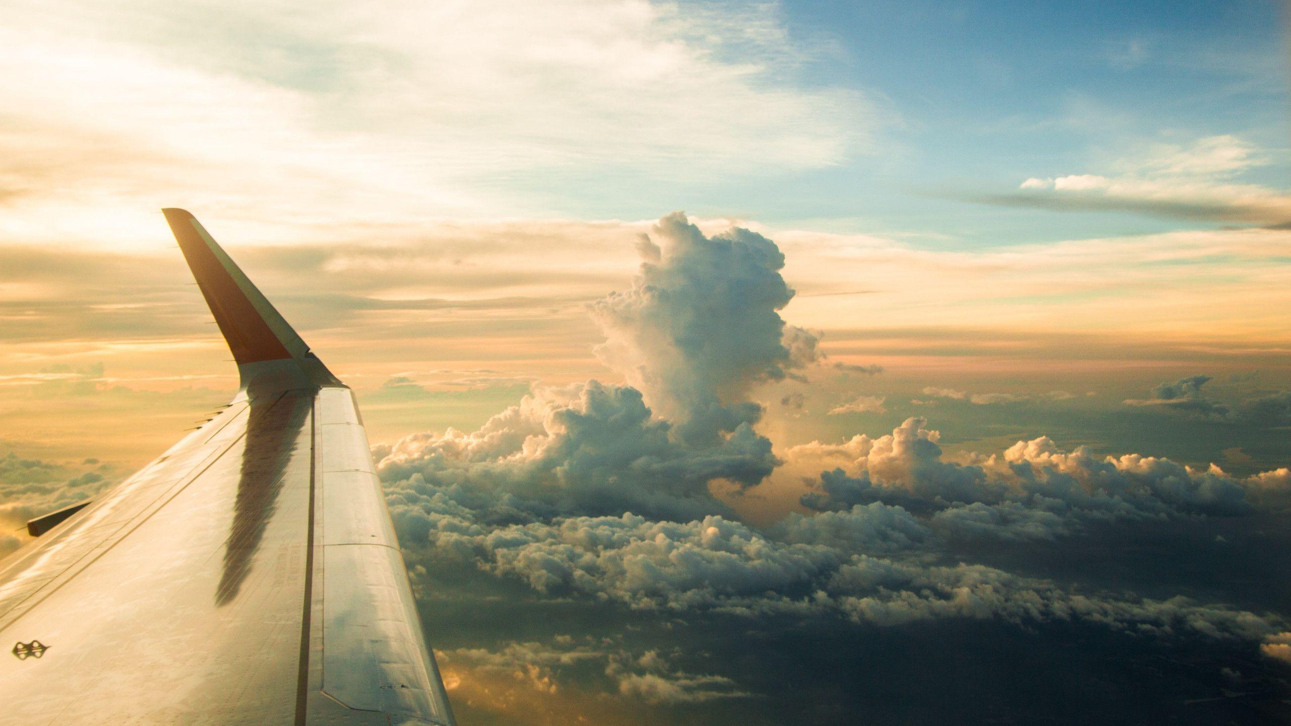 2560x1440 Download wallpaper: View from the airplane window 2560x1440