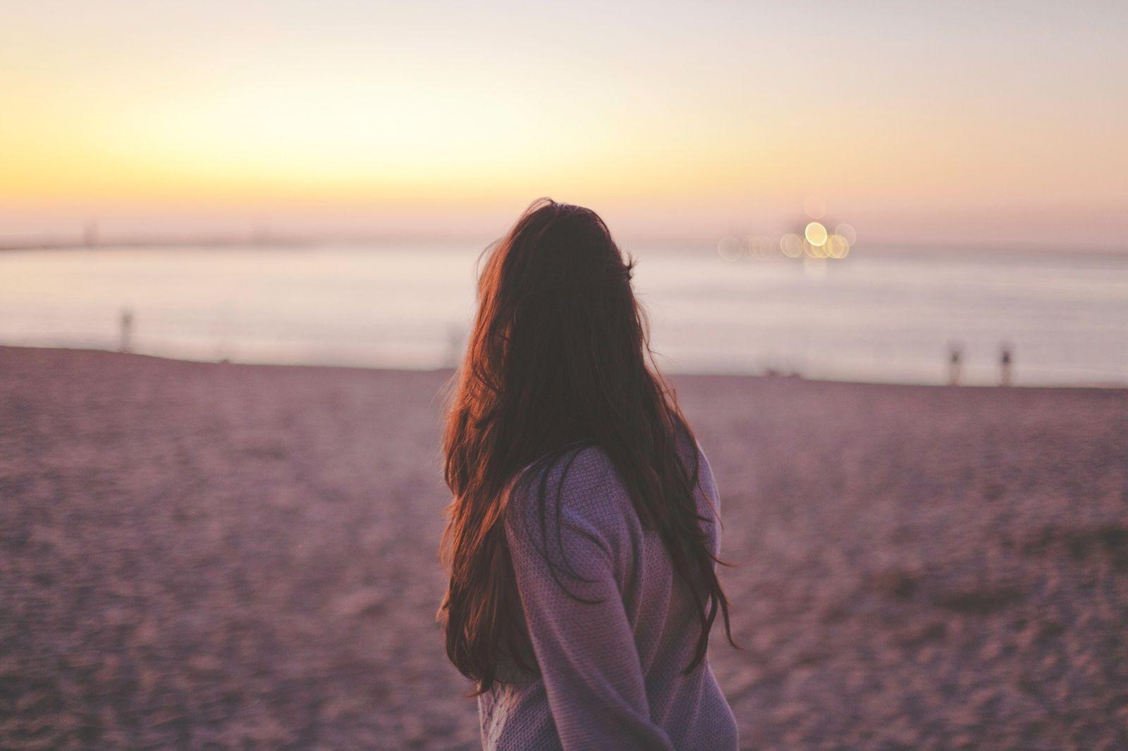 1600x1066 Woman Girl Water Person Sea Ocean Sunset Beach Sunrise In Sunset Beach