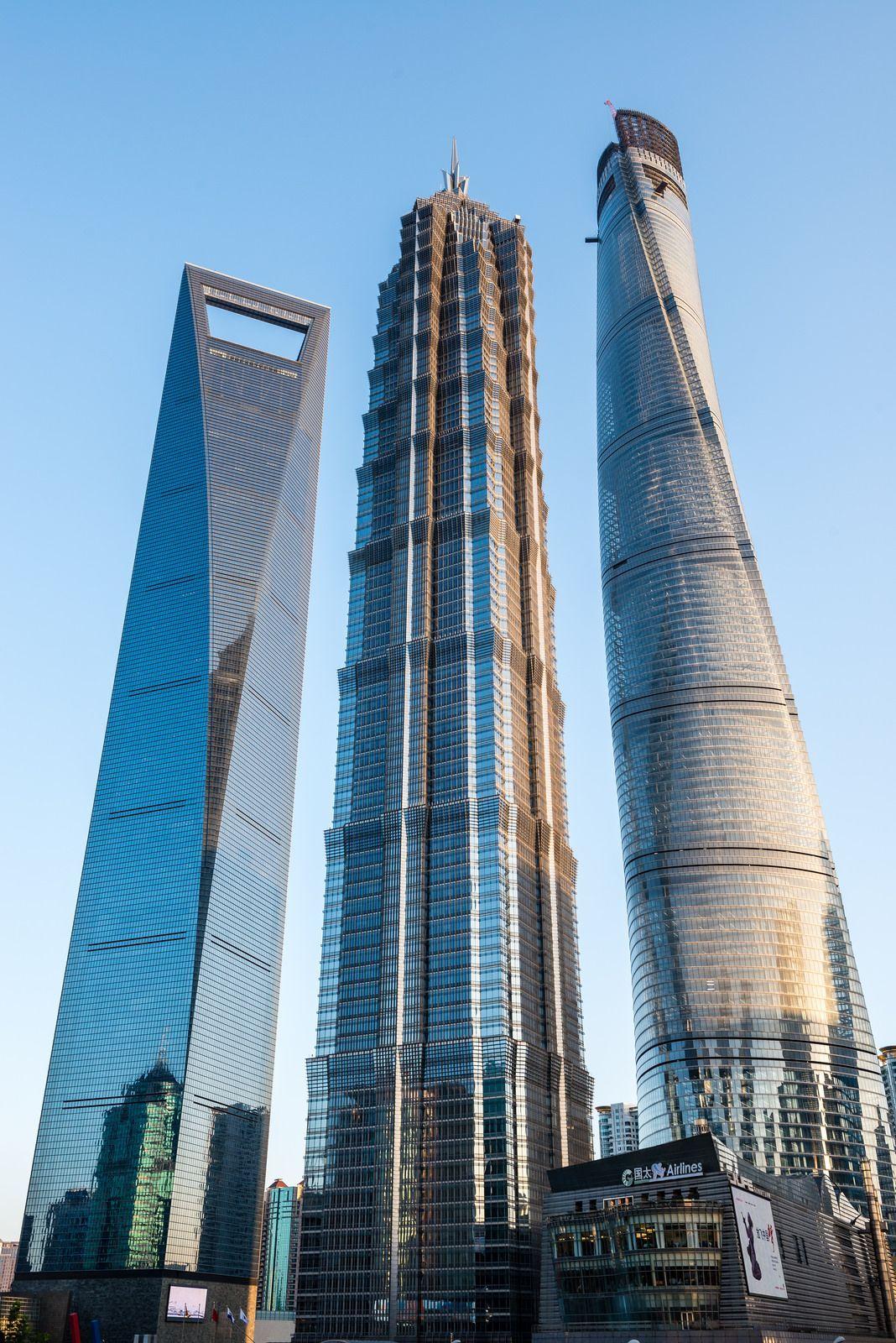1068x1600 Shanghai Tower Wallpaper