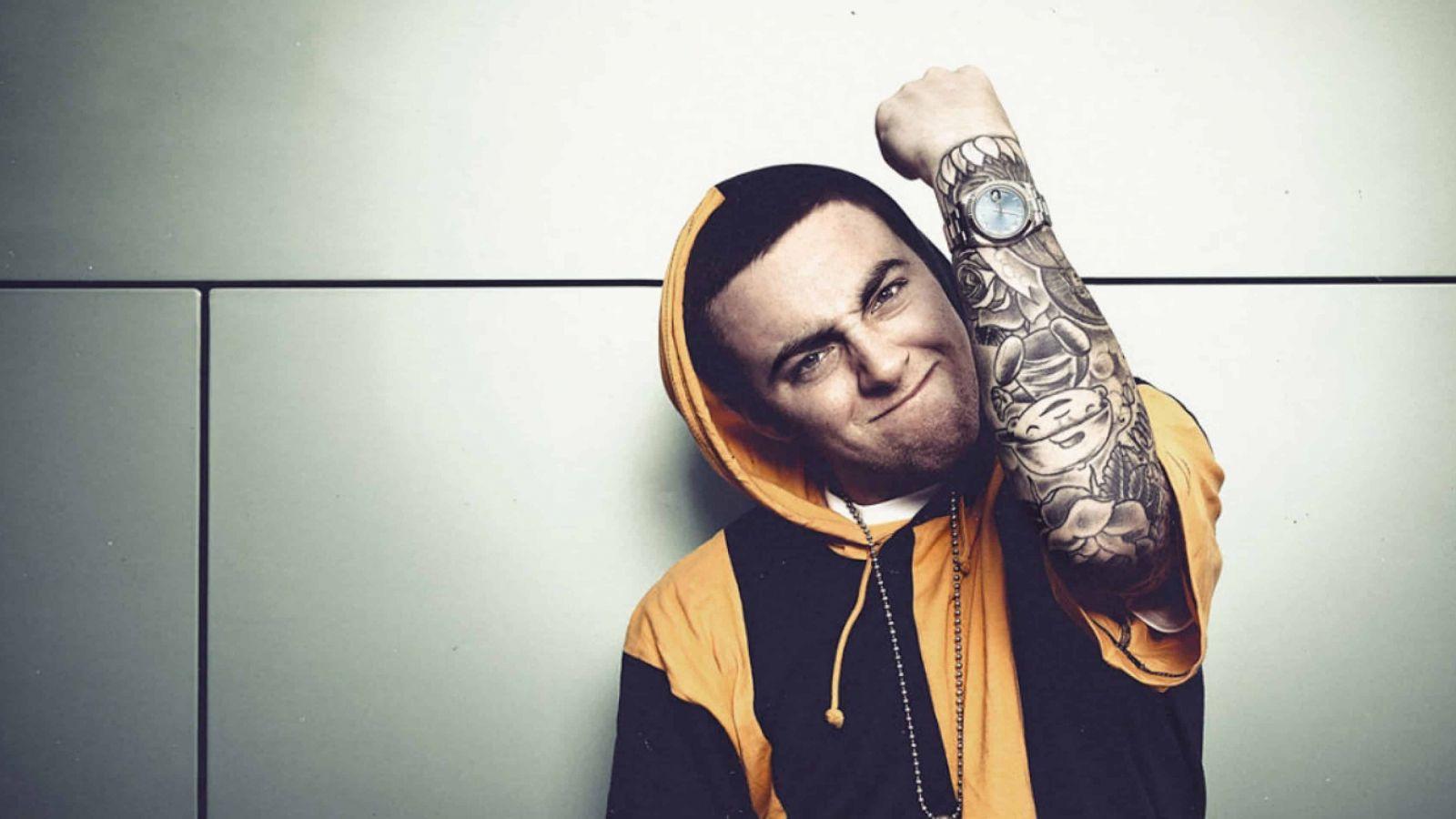 1600x900 Free download Mac Miller Wallpaper 4K HD Clixsternet [3840x1920] for your Desktop, Mobile & Tablet. Explore Mac Miller Wallpaper. Mac Miller Wallpaper, Mac Miller Wallpaper 1080p, Eleanor Miller Wallpaper