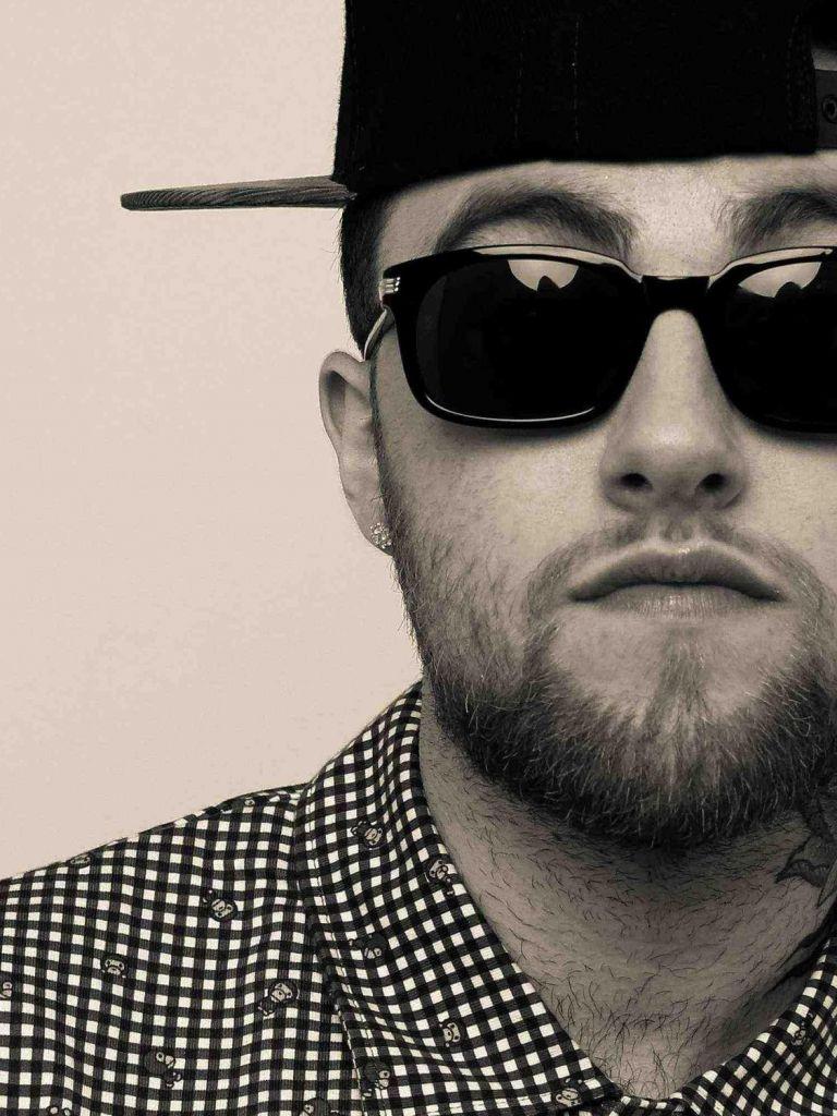 768x1024 Free download 71 Mac Miller Wallpaper [1125x2436] for your Desktop, Mobile & Tablet. Explore Mac Miller Wallpaper. Mac Miller Wallpaper, Mac Miller Wallpaper 1080p, Eleanor Miller Wallpaper