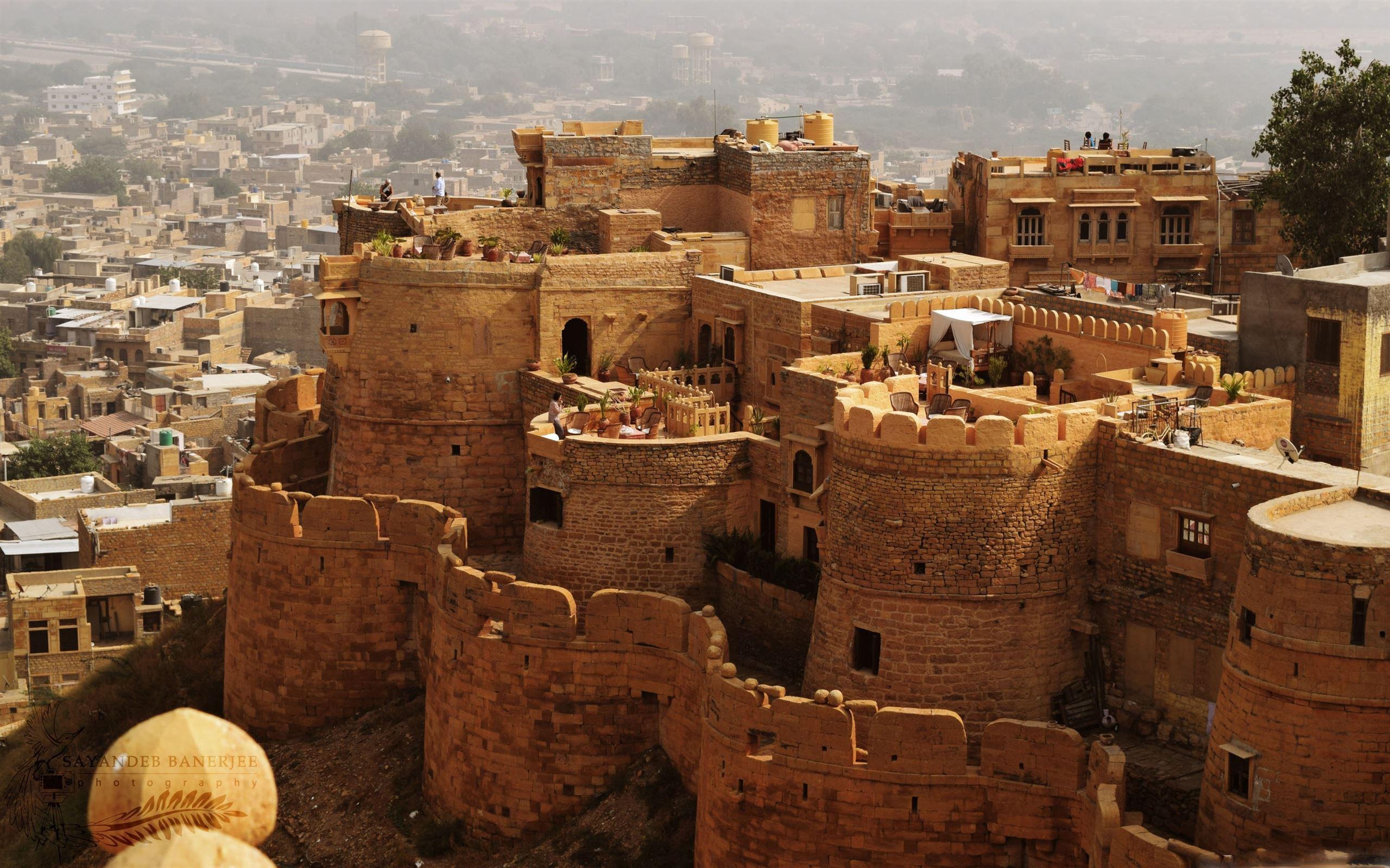 2560x1600 Jaisalmer Fort MacBook Air Wallpaper Download