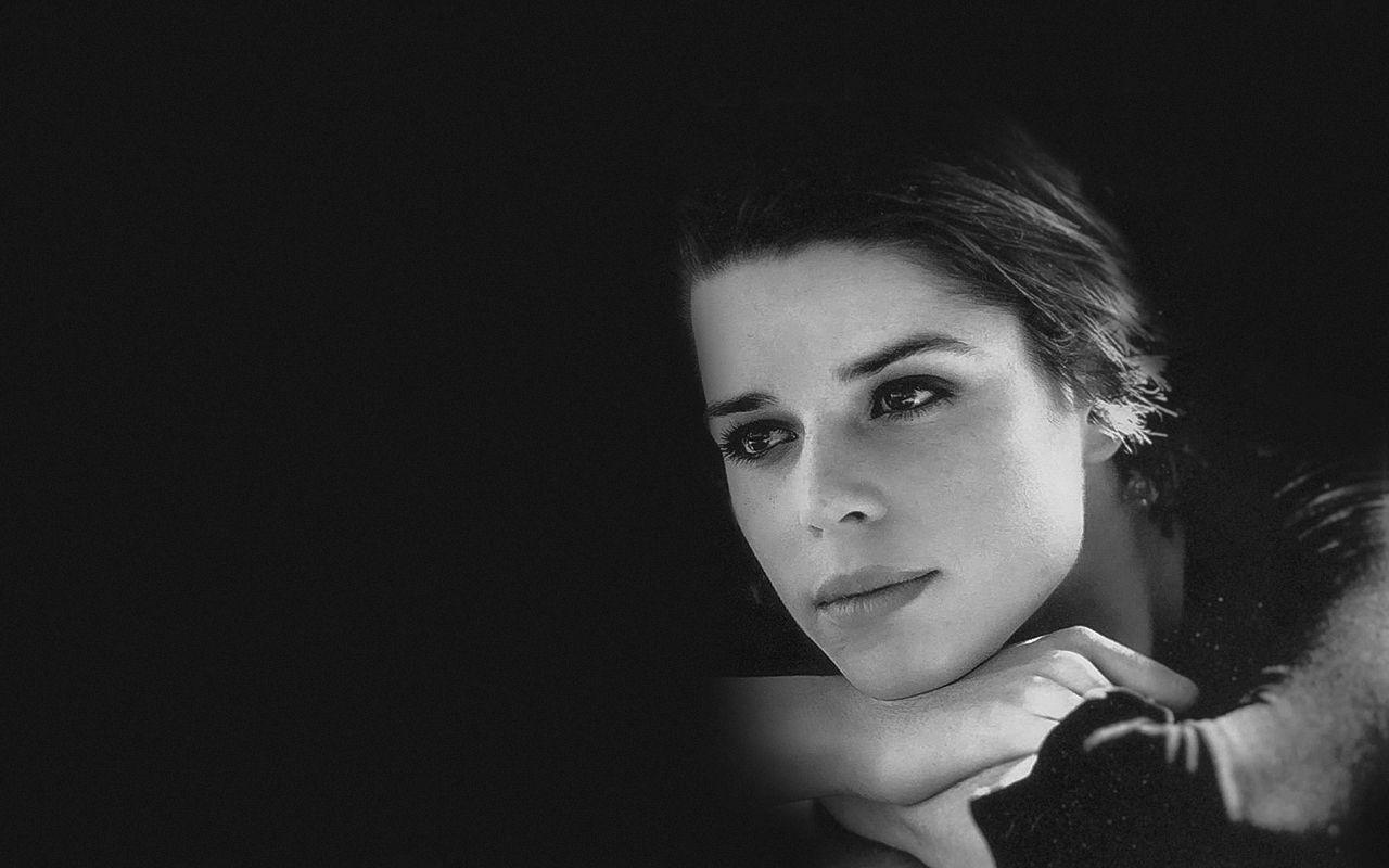 1280x800 Neve Campbell. HelloSidney.com. #ForWes