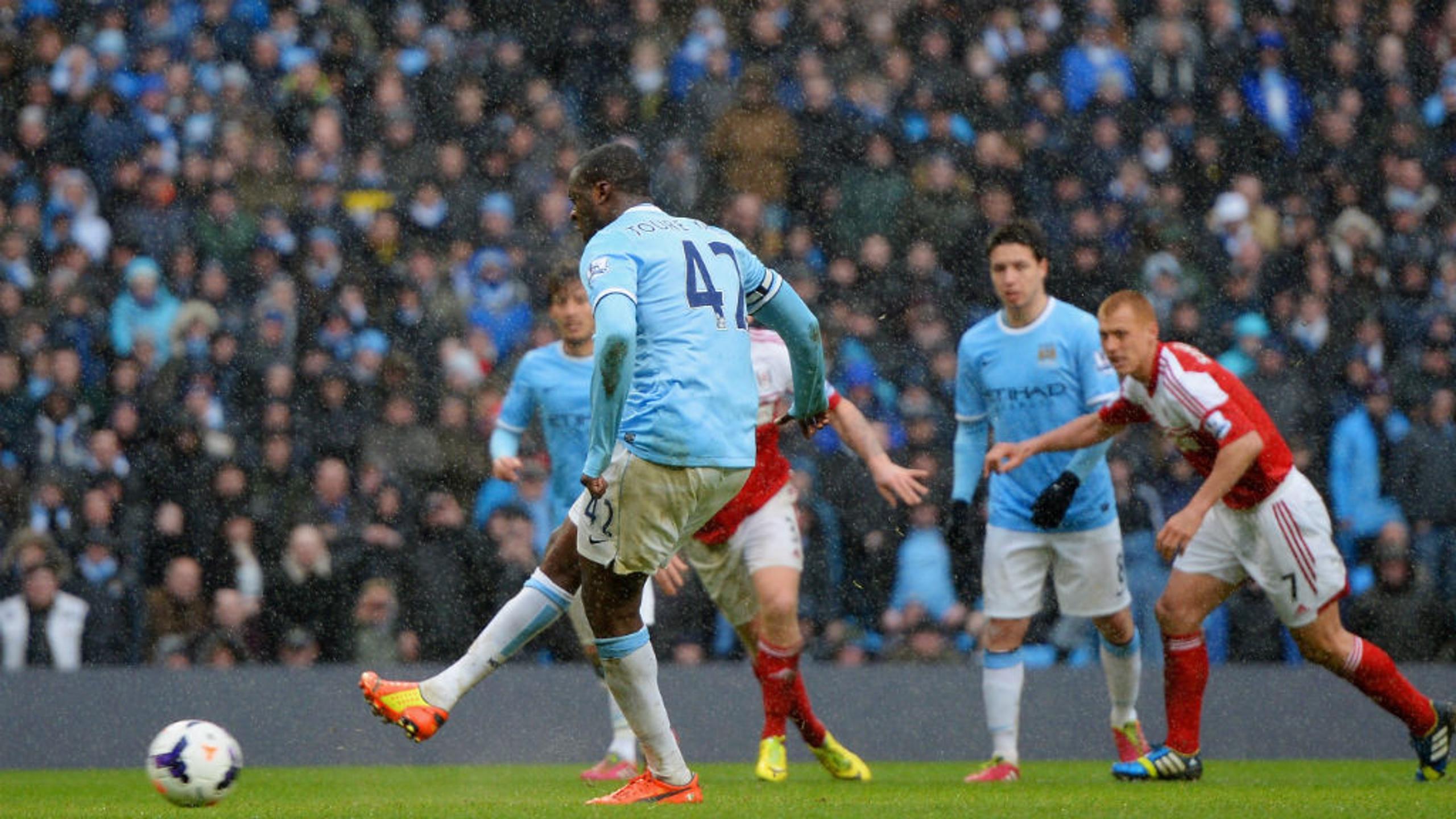 2560x1440 Toure focus: Yaya's stunning City career in pics