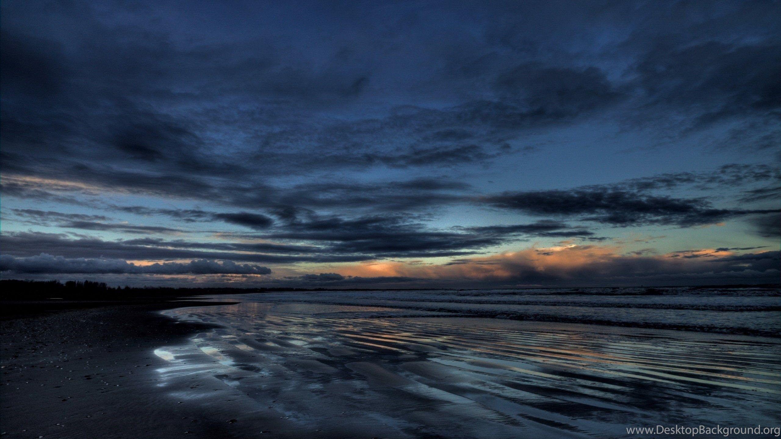 2560x1440 Dark Sky And Sea Wallpaper Desktop Background
