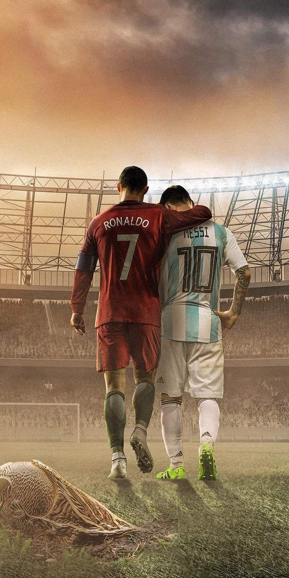 Messi vs Ronaldo: Hãy xem hình ảnh này để thấy sự so sánh thú vị giữa hai ngôi sao bóng đá nổi tiếng nhất thế giới - Messi và Ronaldo. Bạn sẽ được thấy những tình huống bóng đá kịch tính và đầy quyết định của cả hai cầu thủ, và tận hưởng cảm giác không thể nào quên khi xem hình ảnh này.