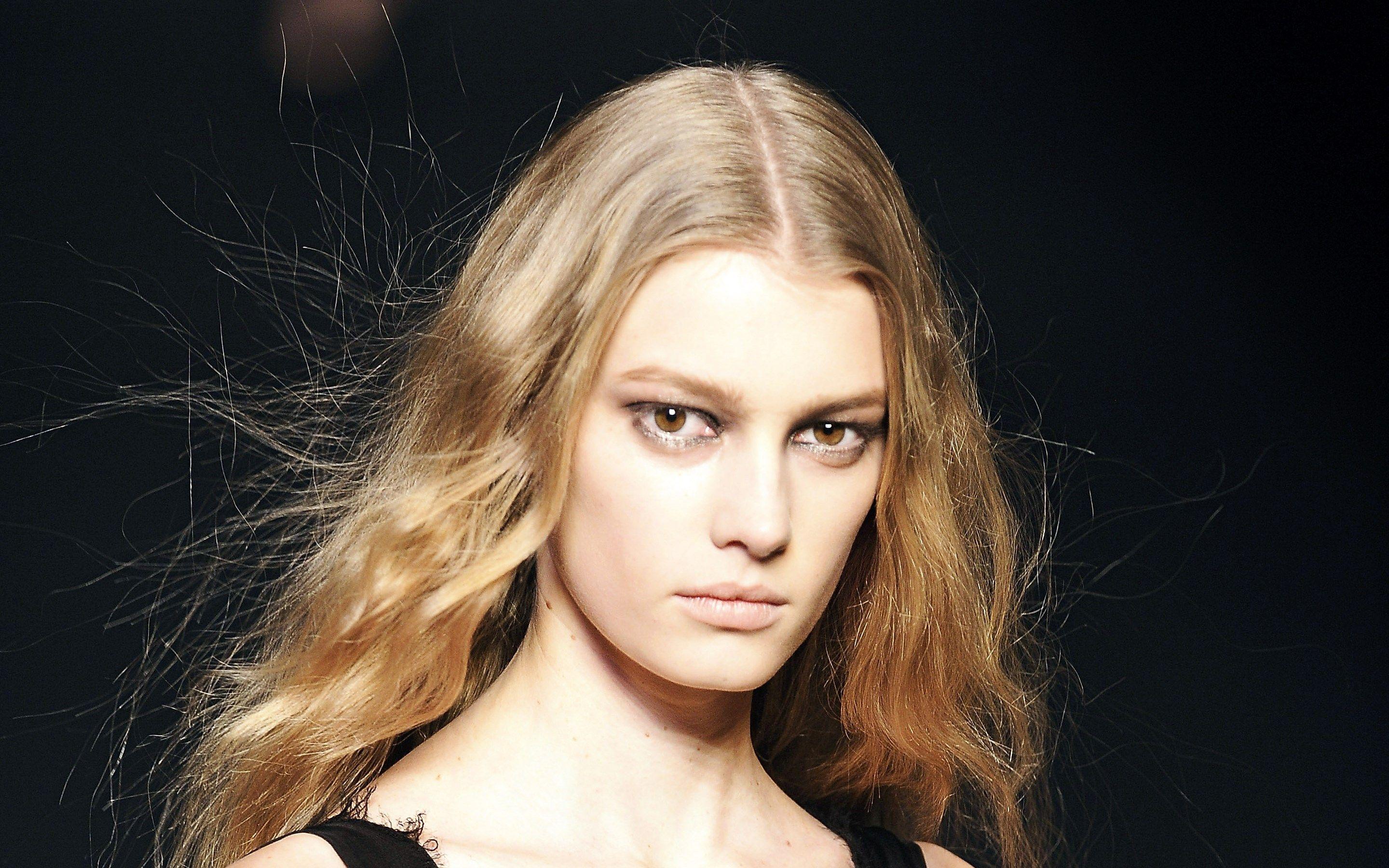 2880x1800 sigrid agren to download