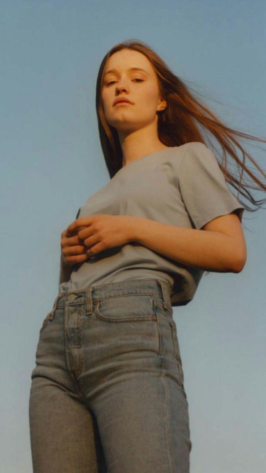 864x1536 sigrid wallpaper