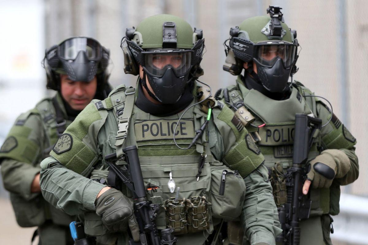 1200x800 S.W.A.T. wallpaper, Movie, HQ S.W.A.T. pictureK Wallpaper 2019