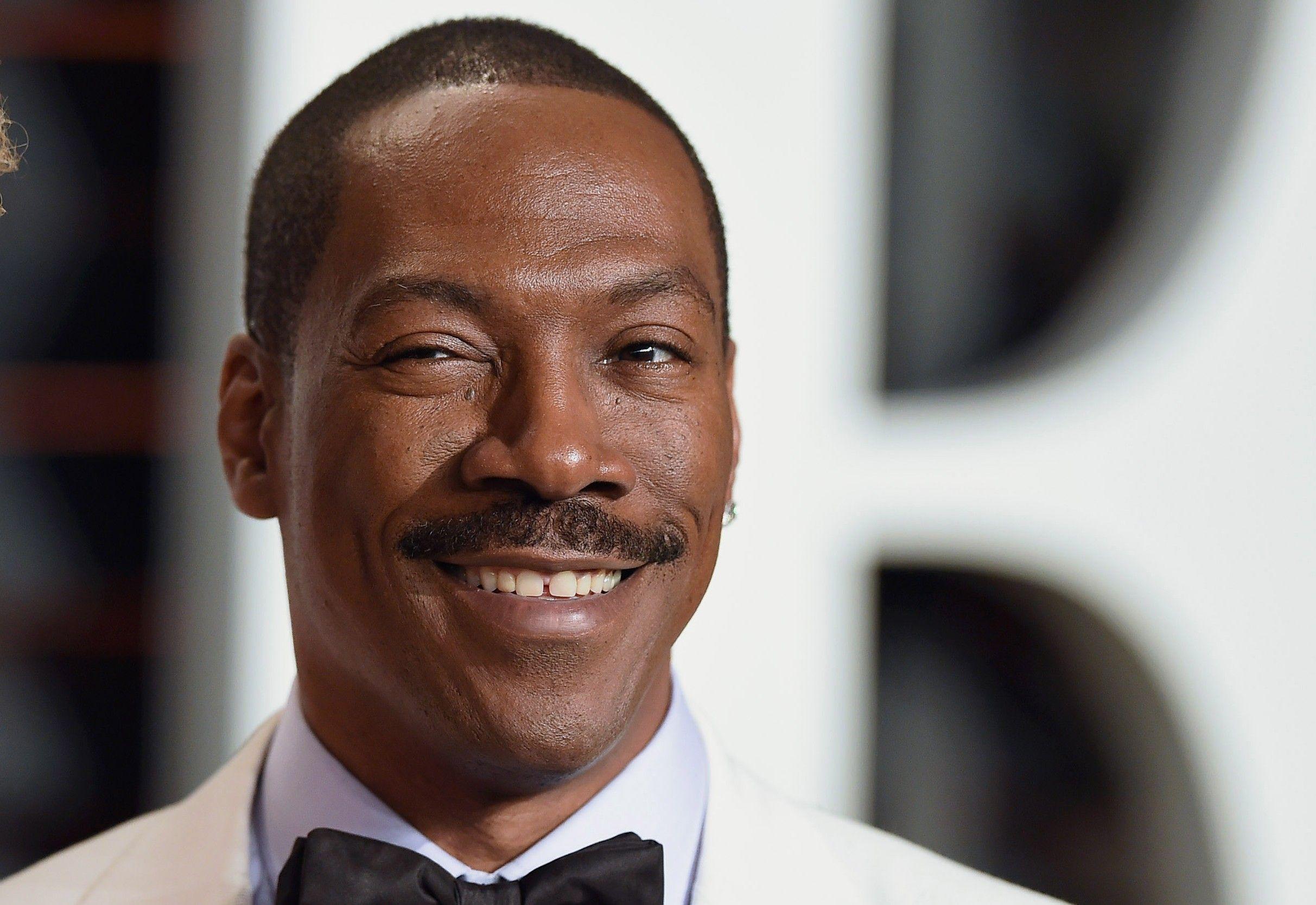 2425x1669 Download Latest HD Wallpaper of, Celebrities, Eddie Murphy