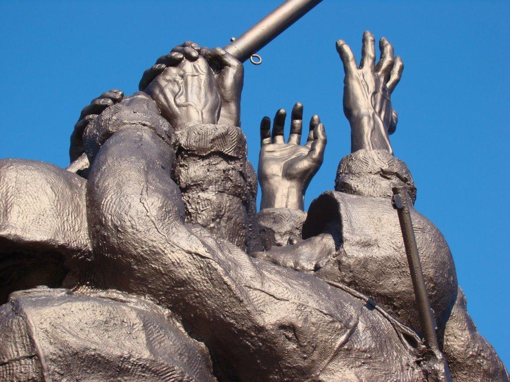 1024x768 Iwo Jima Memorial