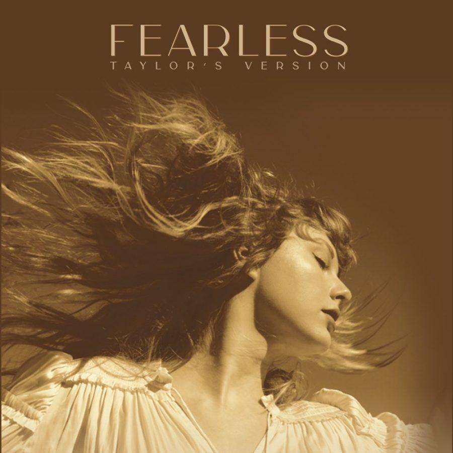 900x900 Review: Taylor Swift Is Truly Fearless: Taking Back Her Album By Re Recording It, “Taylor's Version”