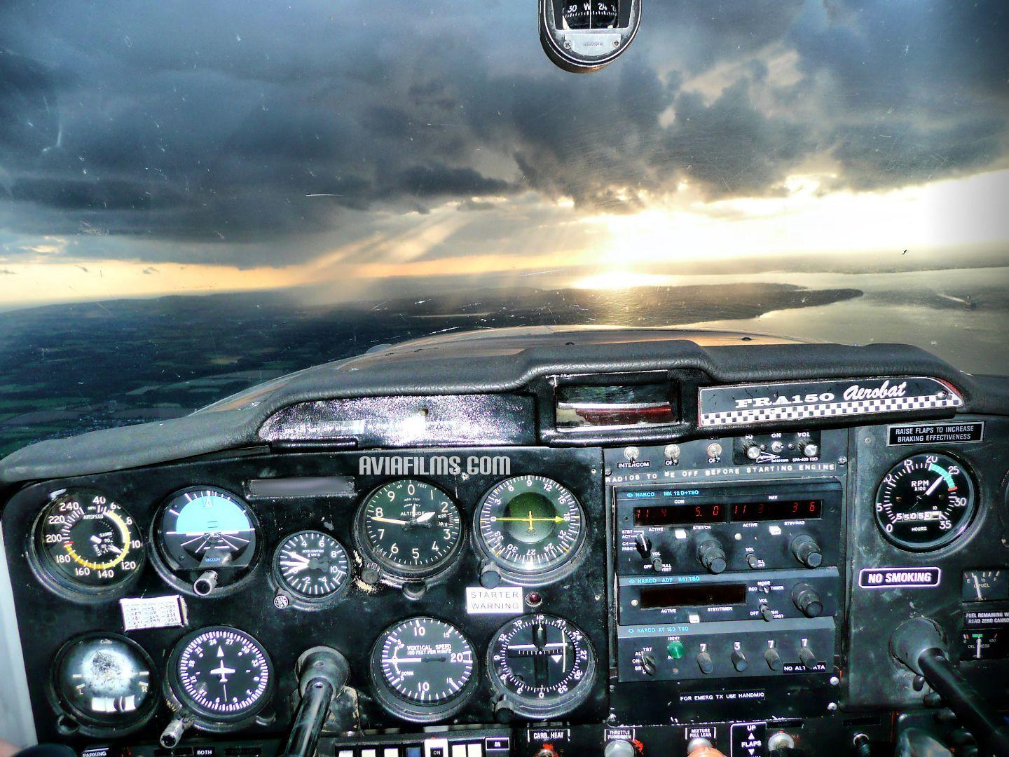 1440x1080 Airplane Cockpit Wallpaper