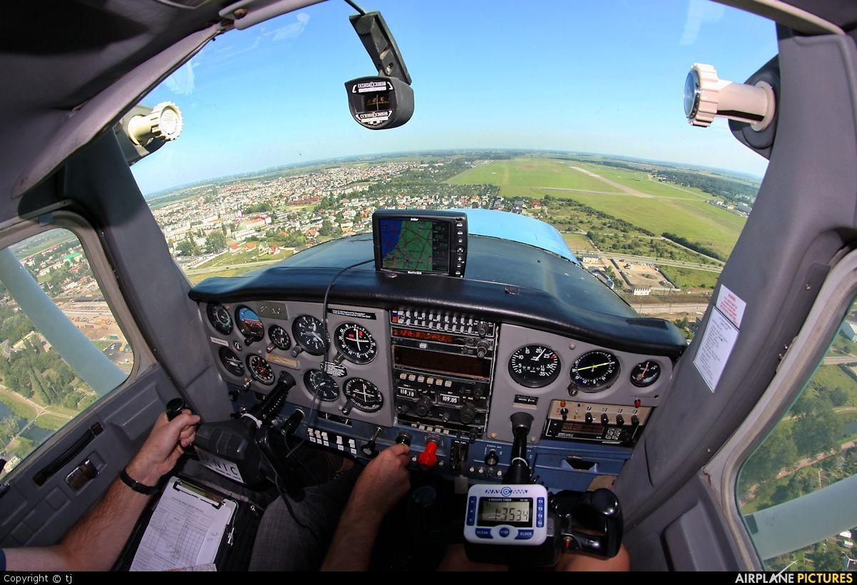 1200x819 Cockpit of Cessna 152 Aerobat. Cessna, Small aircraft, General aviation