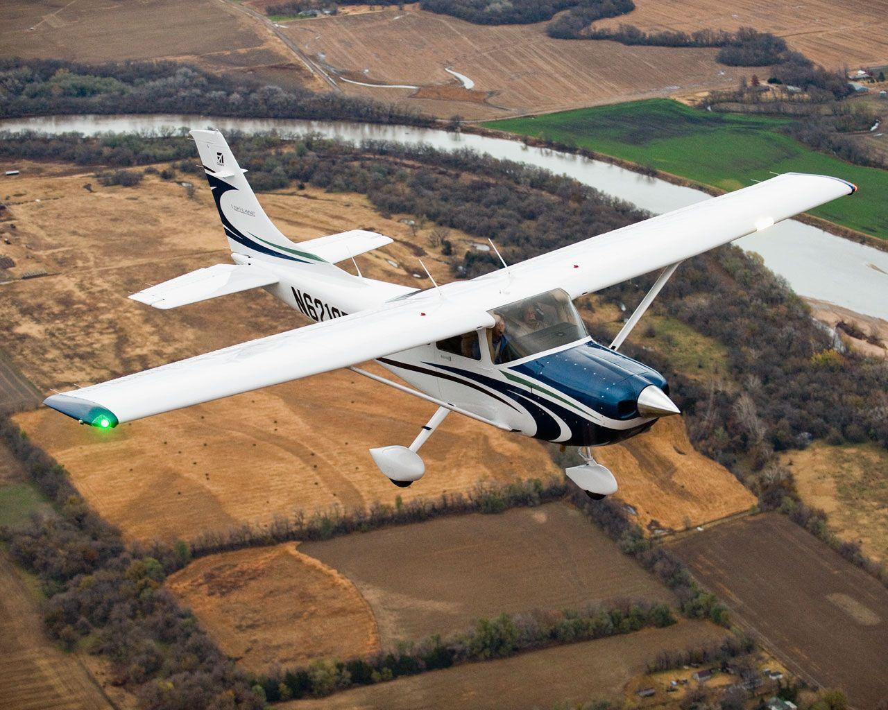 1280x1024 Cessna Skylane