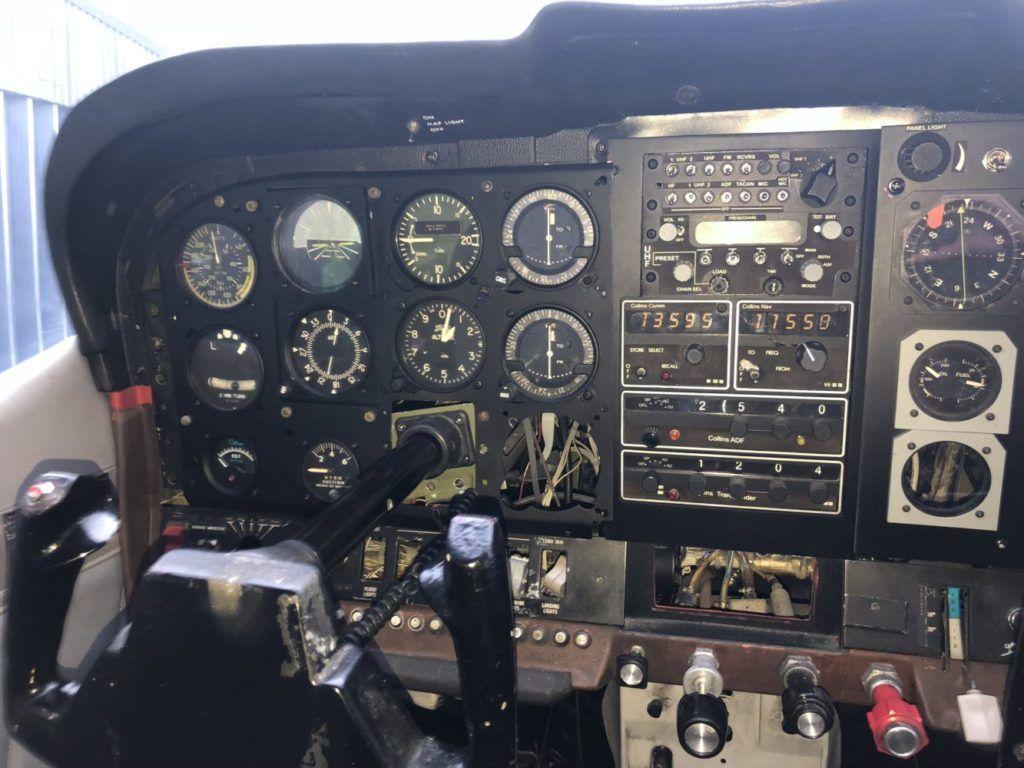1024x768 Cessna 182 Aircraft Cockpit