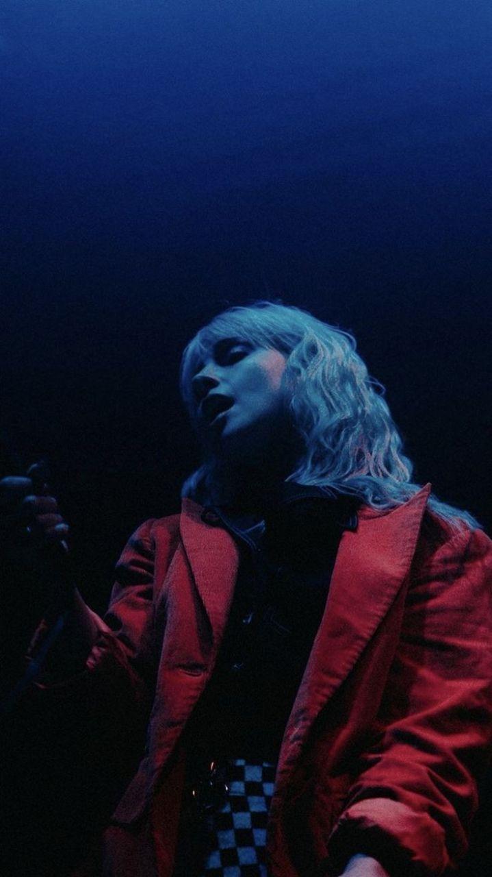 hayley williams 2022 iphone wallpaper