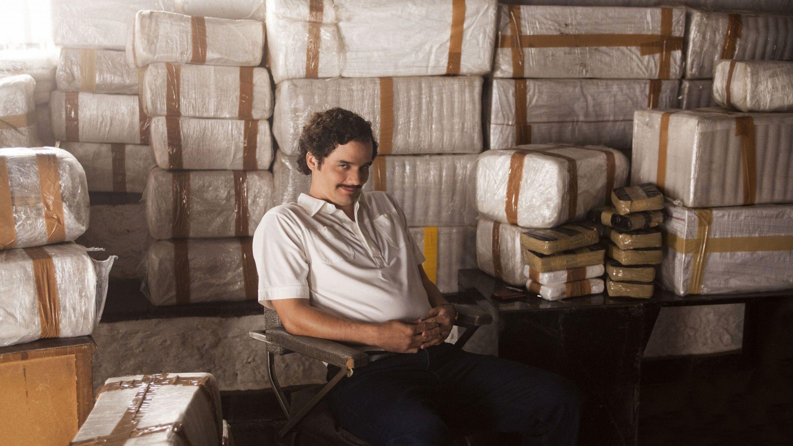 2560x1440 Wallpaper Narcos, serial, Wagner Moura, Pablo Escobar, Raúl Méndez, Movies