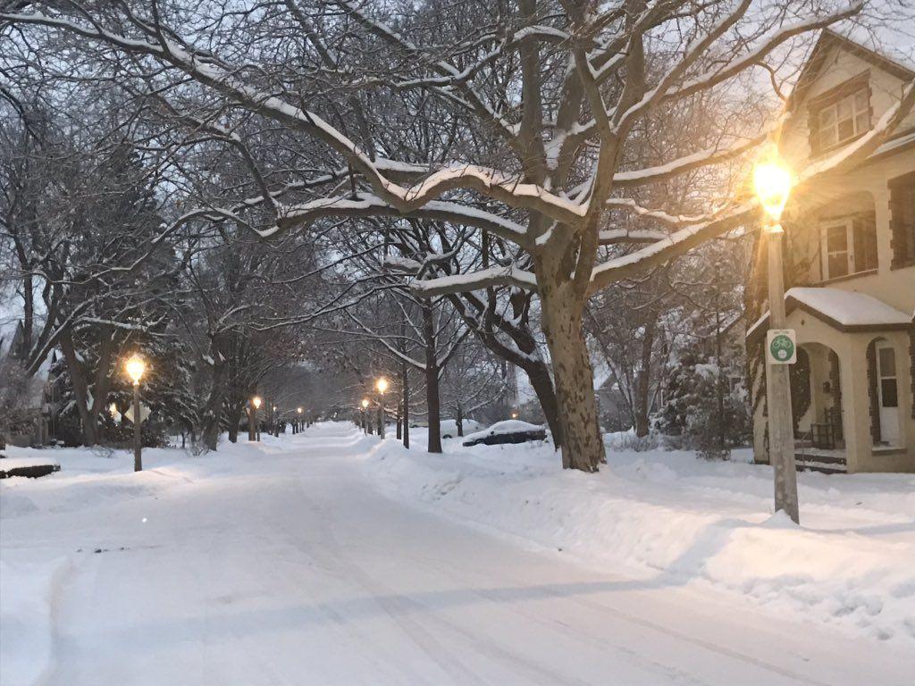 1024x768 Mary Chao 趙 慶 華 Sunday morning. After the snowfall, my Brighton neighborhood is like a Norman Rockwell painting. Take time to appreciate the little things in life. #roc
