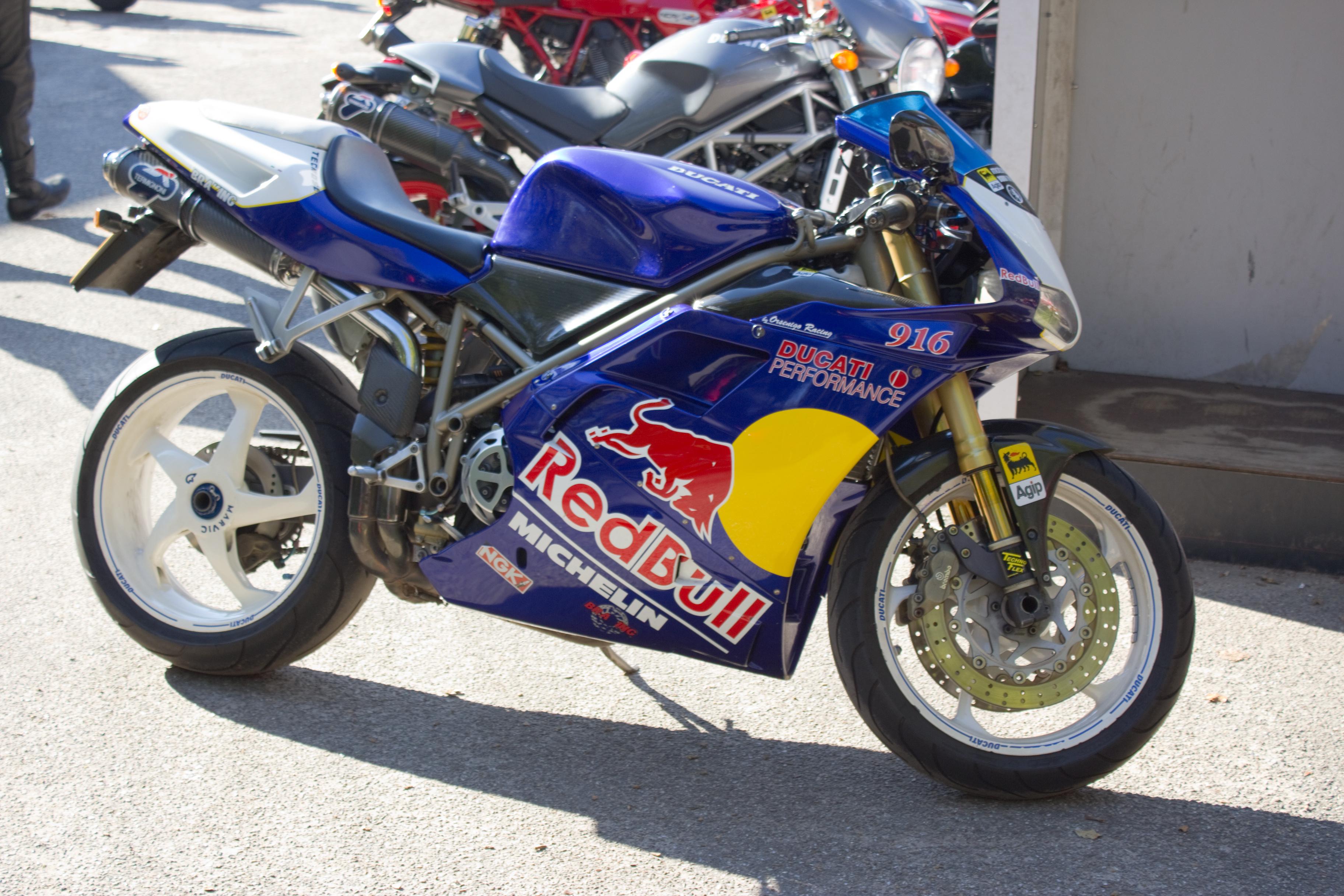 3648x2432 Ducati 916 (14) wallpaperx2432