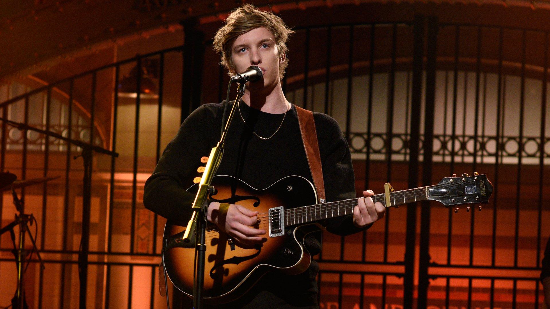 1920x1080 GEORGE EZRA singer folk blues rock 1ezra concert guitar wallpaperx1080
