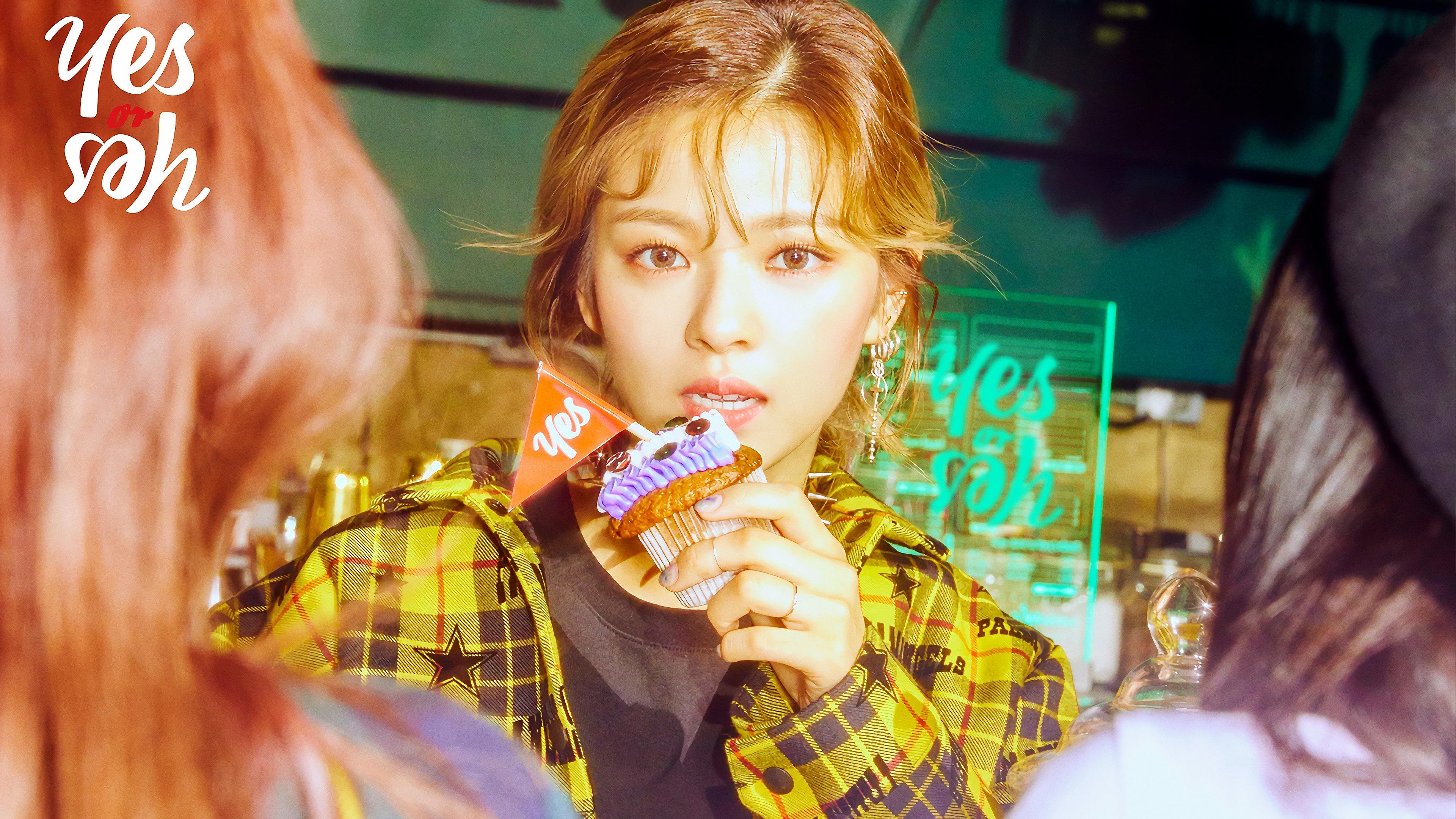 3840x2160 Jeongyeon (Yoo Jeong Yeon) 4K 8K HD Wallpaper