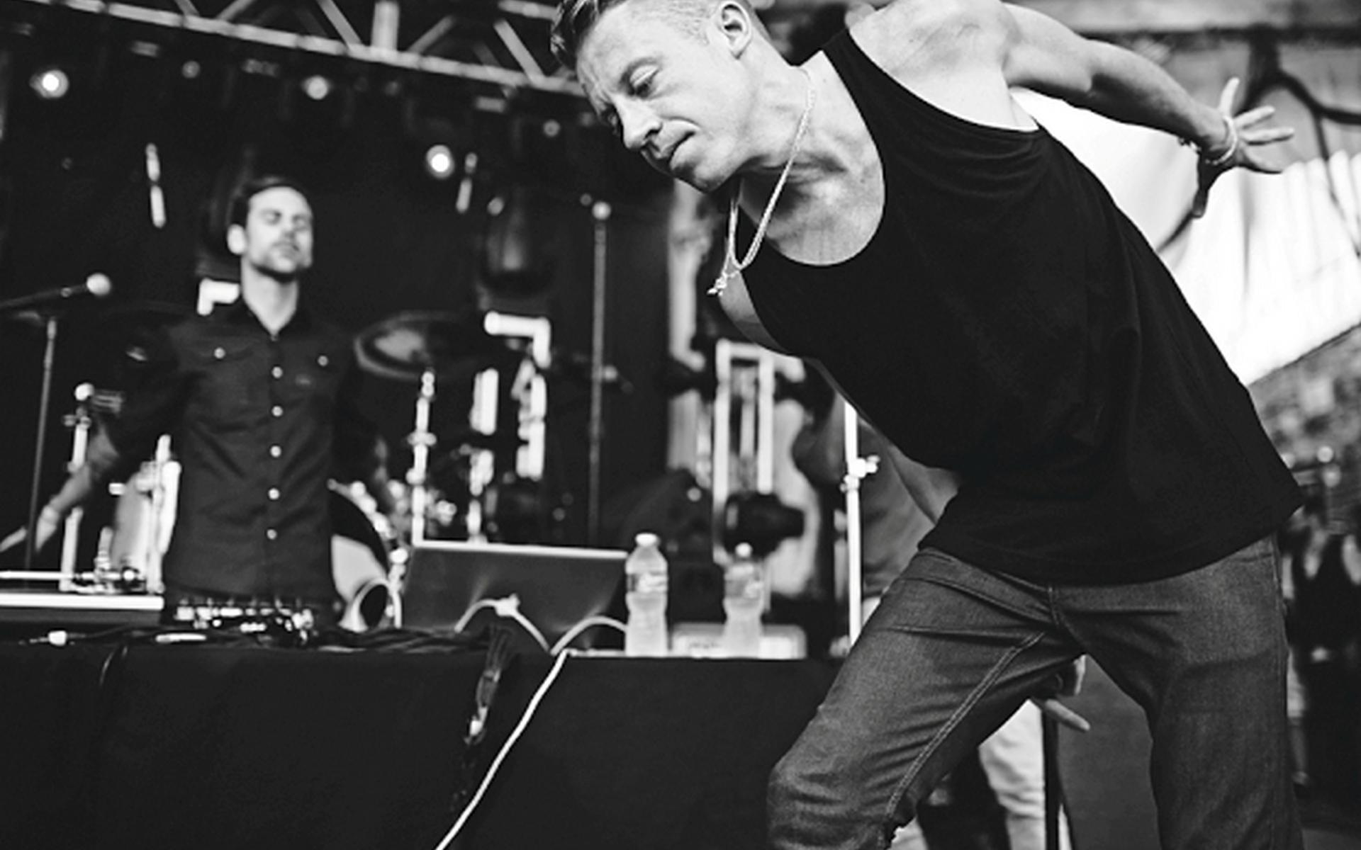 1920x1200 Macklemore Background 21611 1920x1200px