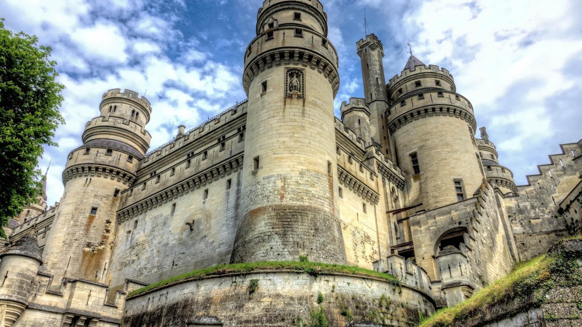 1920x1080 Wallpaper Chateau de Pierrefonds, castle, France 1920x1200 HD Picture, Image