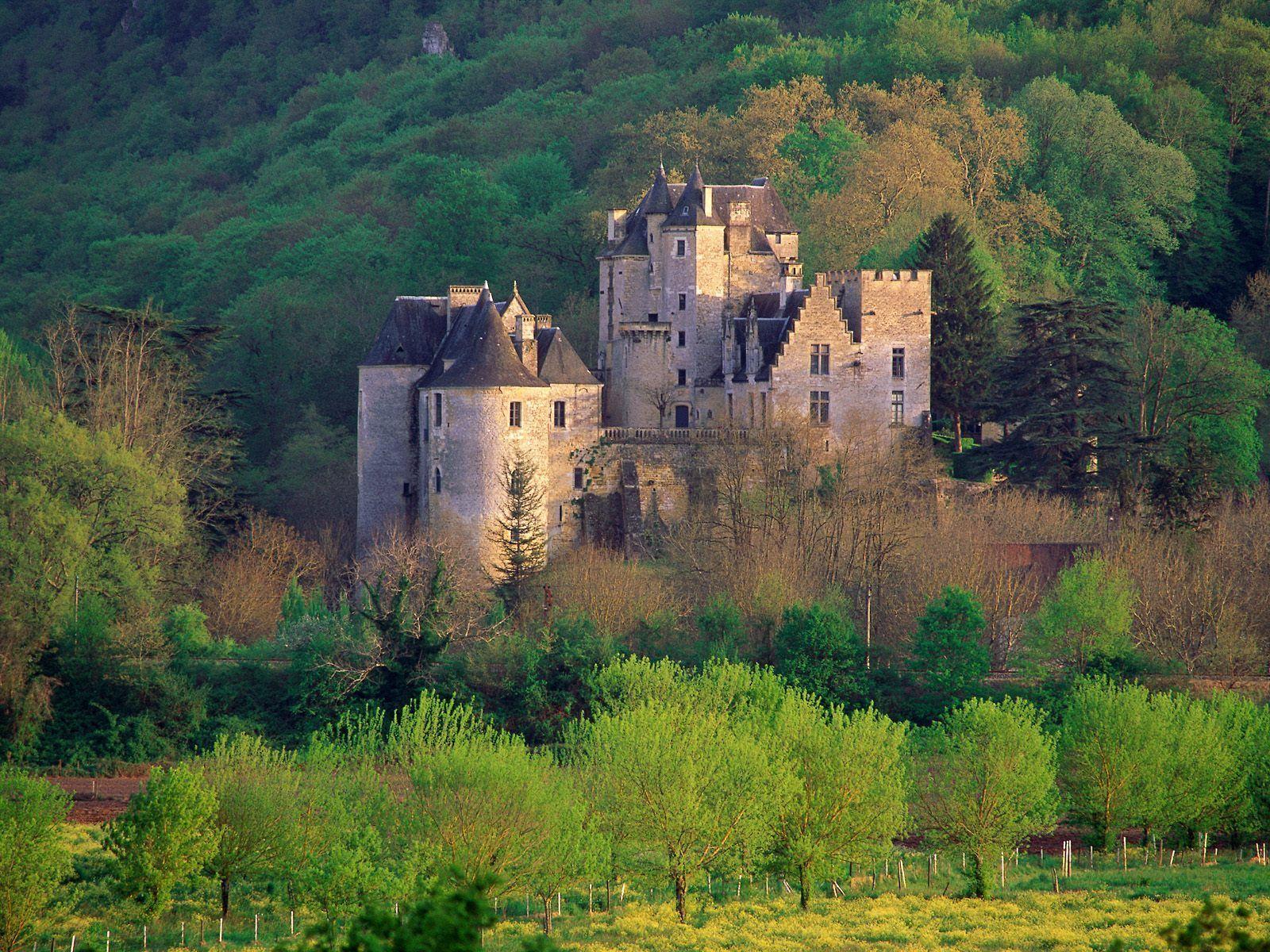1600x1200 France Wallpaper: HQ France wallpaper. Beautiful castles, Castles france, Places to travel