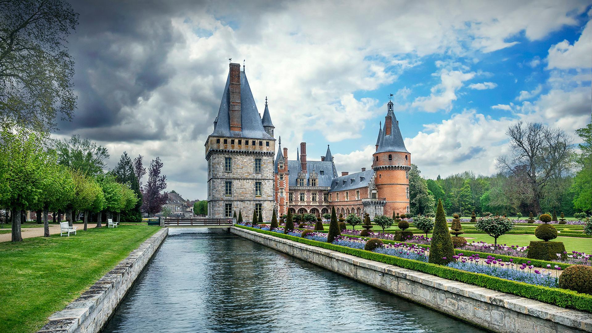 1920x1080 Canal Castle Chateau de Maintenon France Garden Park HD Travel Wallpaper