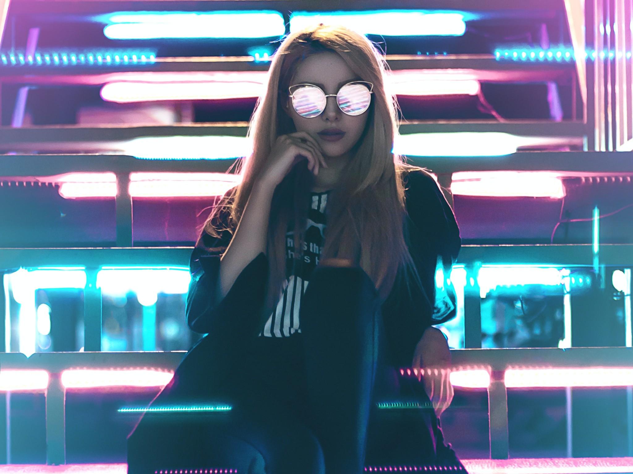 2048x1536 Girl 4K Wallpaper, Urban, Metal stairs, LED lights, Neon, Sunglasses, People