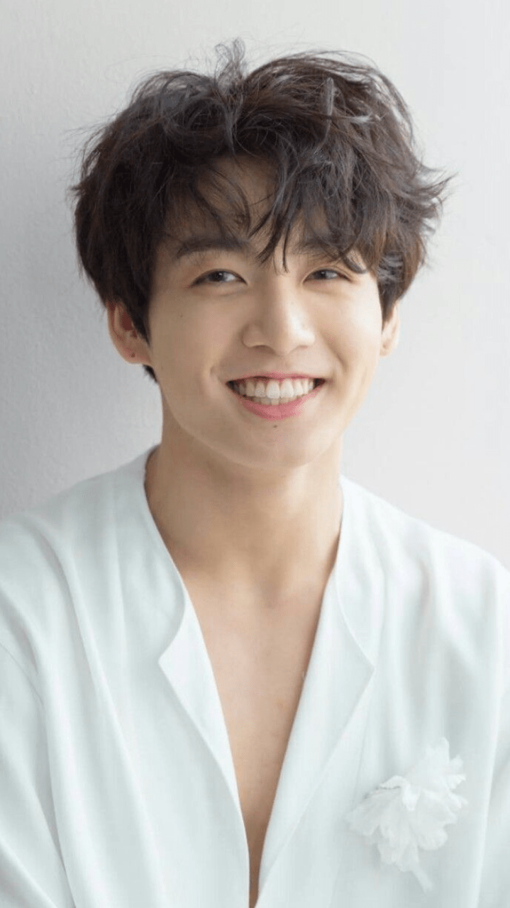 719x1280 BTS Wallpaper
