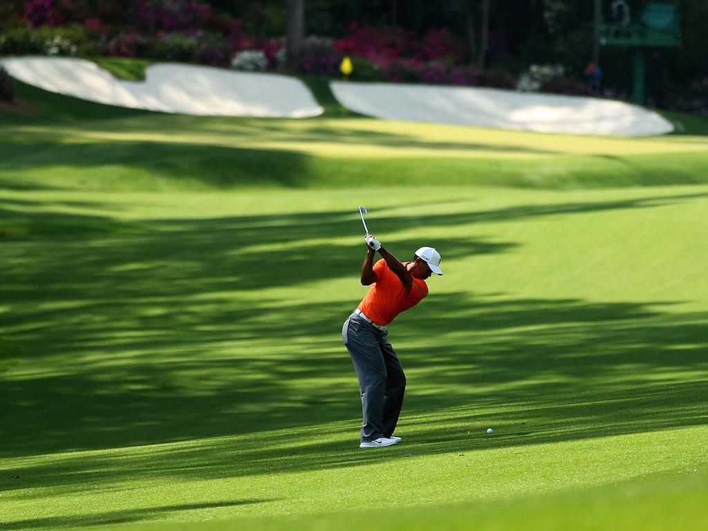 1024x768 How to hit shots from uneven lies